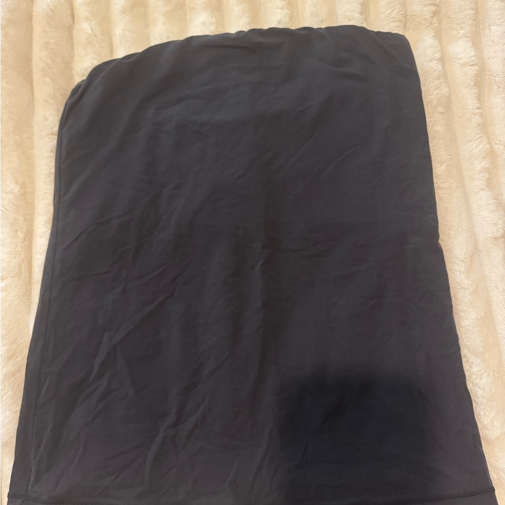 SKIMS Black Crop Top